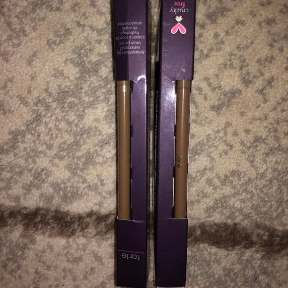 Different Makeup Unopened - Picture 3 of 12